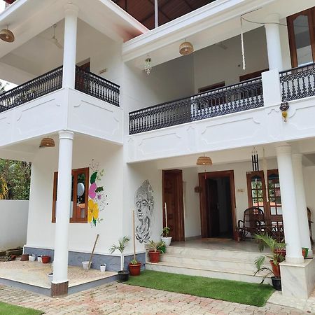 Shamak Homestay Варкала Екстериор снимка